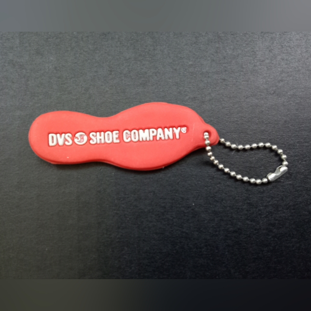 DVS Keychain - Picture 3 of 3